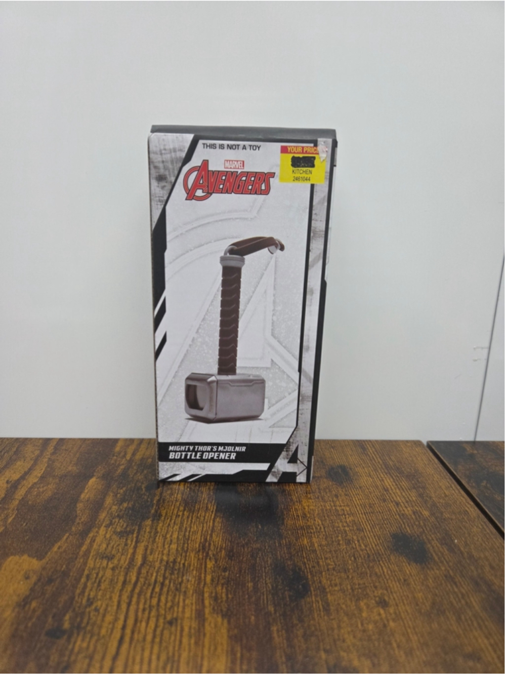 NIB Mighty Thor Marvel Avengers Comic Hammer Mjolnir Bottle Opener